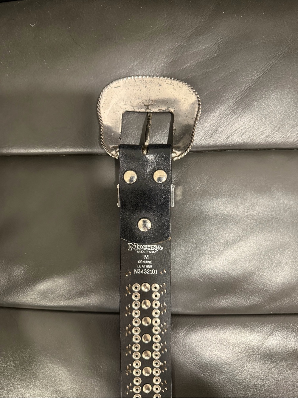 Super blingy western Belt - Picture 3 of 11